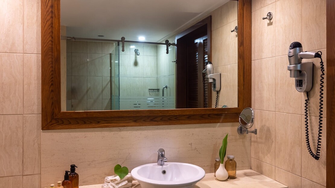 Giannoulis – Cavo Spada Luxury Sports & Leisure Resort & Spa